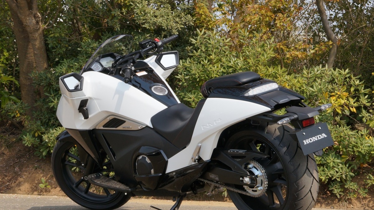 Dct搭載 アメリカンバイク意識した骨太マシン ホンダ Nm4 01 レスポンス Response Jp Dct搭載 アメリカンバイク意識した骨太マシン ホンダ Nm4 01 レスポンス Response Jp