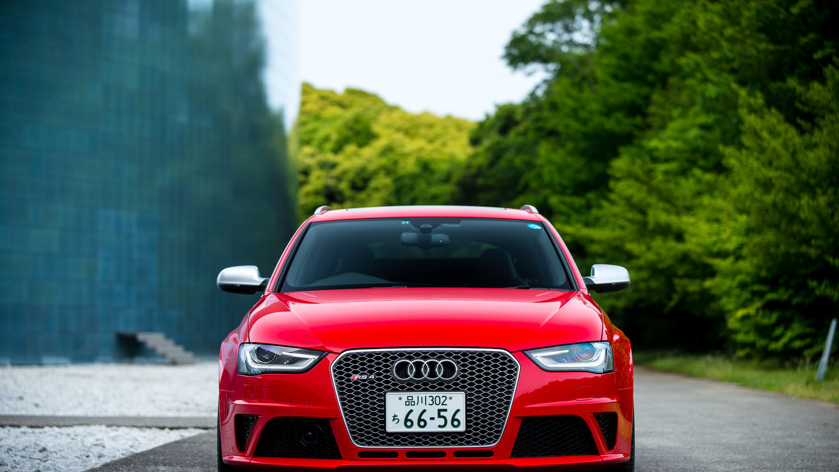 アウディ Rs4 アバント 8500回転の自然吸気v8を搭載するエステート 写真蔵 レスポンス Response Jp