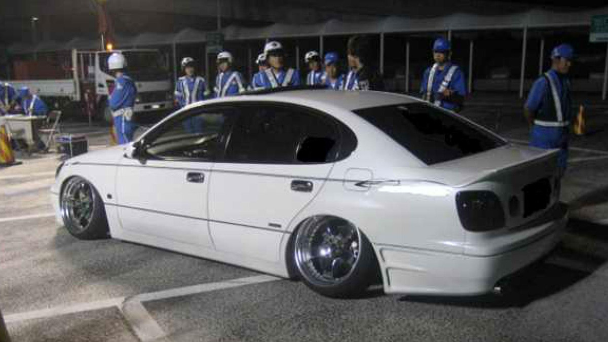 海ほたるで深夜の街頭検査 不正改造車16台に整備命令 レスポンス Response Jp 海ほたるで深夜の街頭検査 不正改造車16台に整備命令 レスポンス Response Jp