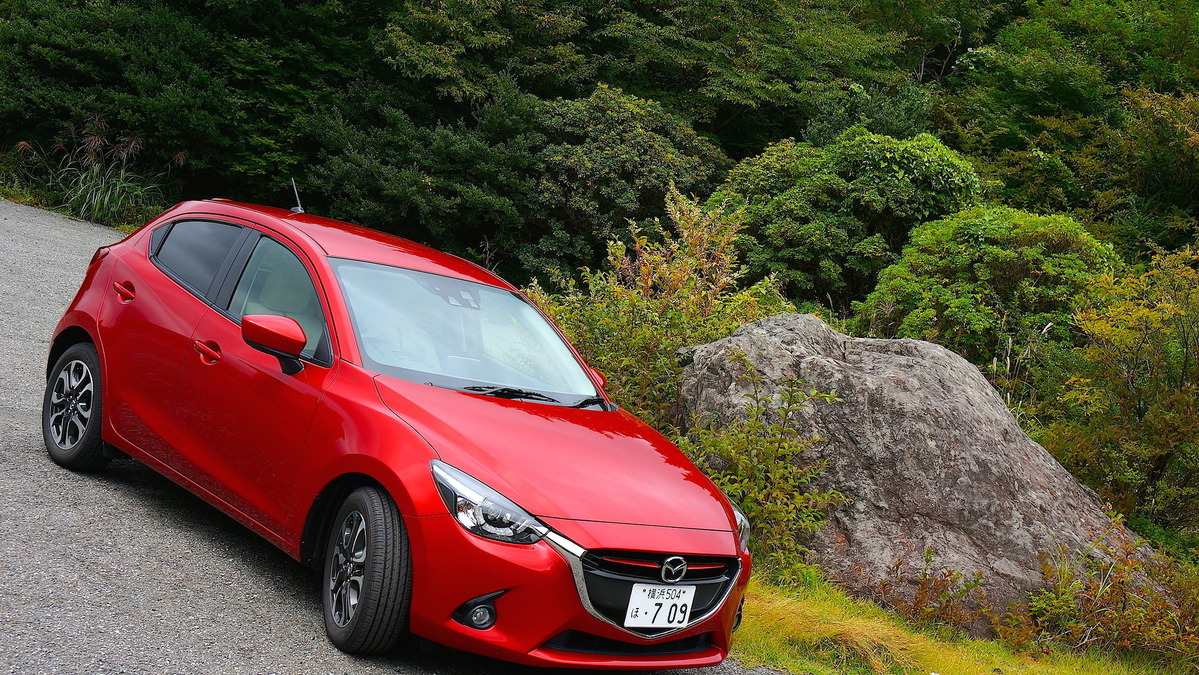 マツダ デミオ 新型 オルガン式ペダル採用 陰の部分へのこだわりが生む 運転のしやすさ レスポンス Response Jp