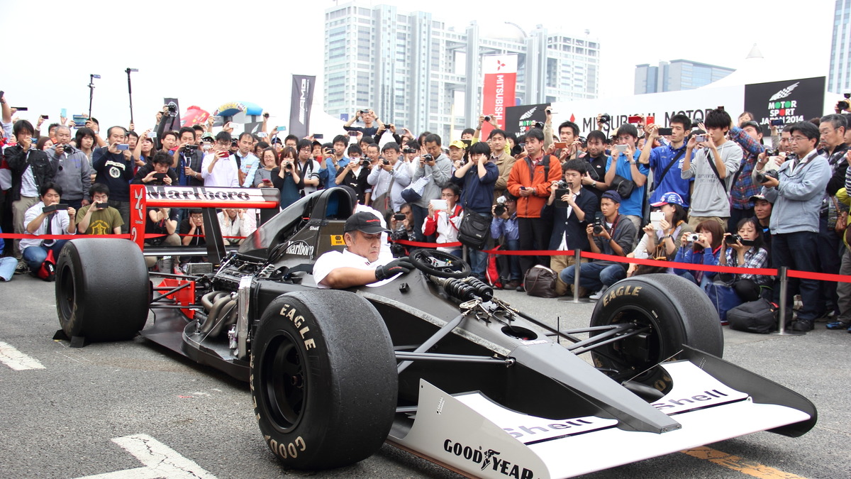 モータースポーツジャパン 14 伝説のサウンドがお台場に響き渡る マクラーレン ホンダmp4 6 レスポンス Response Jp モータースポーツジャパン 14 伝説のサウンドがお台場に響き渡る マクラーレン ホンダmp4 6 レスポンス Response Jp