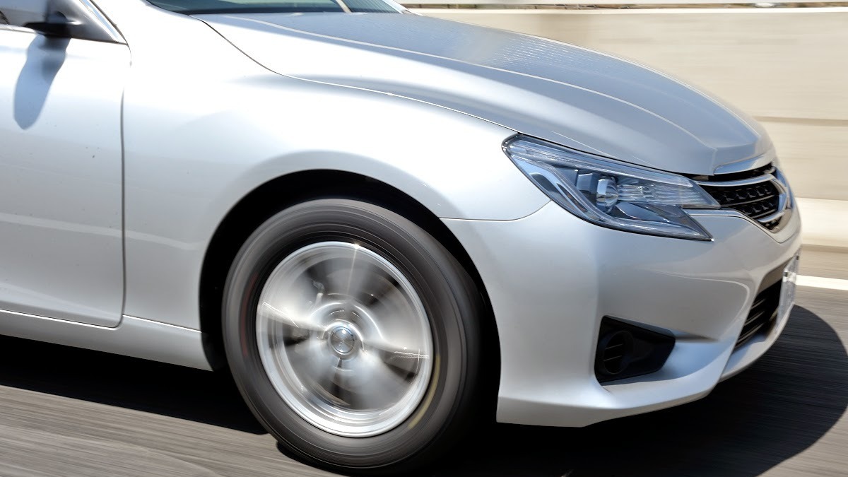 ダンロップ Veuro Ve303 試乗 乗り比べで実感した特殊吸音スポンジの効果 乗り心地も向上 斎藤聡 レスポンス Response Jp ダンロップ Veuro Ve303 試乗 乗り比べで実感した特殊吸音スポンジの効果 乗り心地も向上 斎藤聡 レスポンス Response Jp