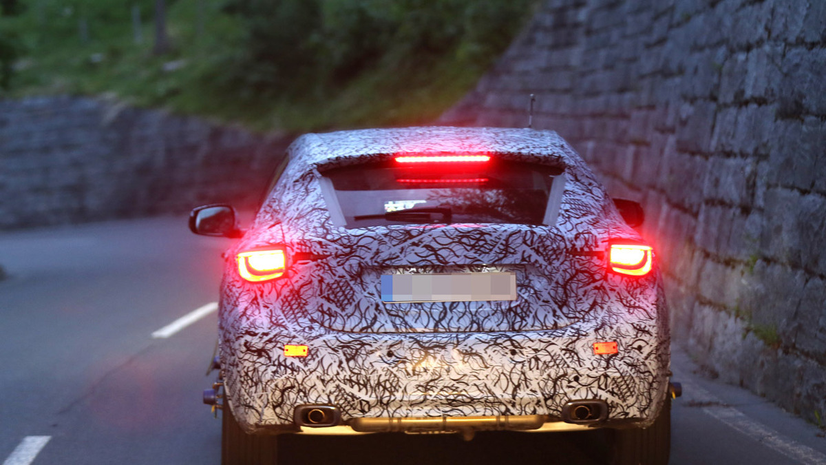 インフィニティ Qx30 新デザインのledコンビランプが光った レスポンス Response Jp インフィニティ Qx30 新デザインのledコンビランプが光った レスポンス Response Jp