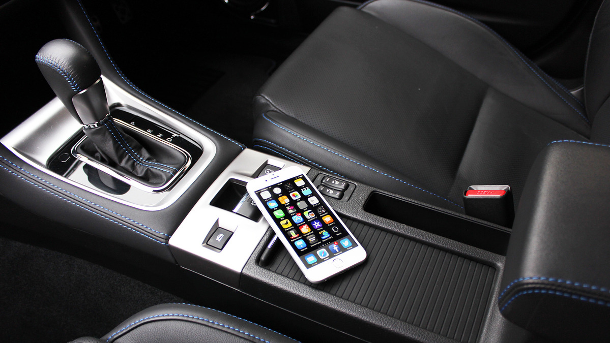 官能カーオーディオ 車内で スマホ を聴く方法 最新事情パート1 Fmトランスミッター編 レスポンス Response Jp