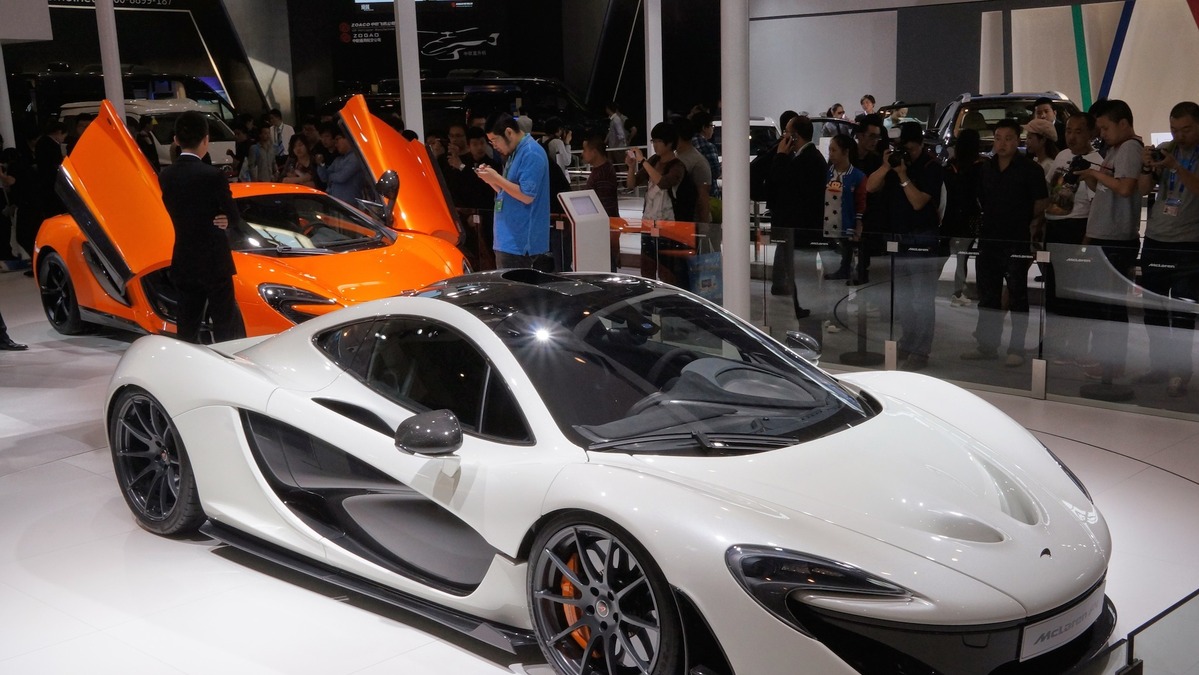 ハイブリッドカーフェスタ 横浜赤レンガ倉庫で初開催 マクラーレン P1も登場 1月27日 レスポンス Response Jp