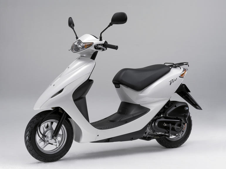 ホンダ、スマートDio のカラーリングを変更 | レスポンス