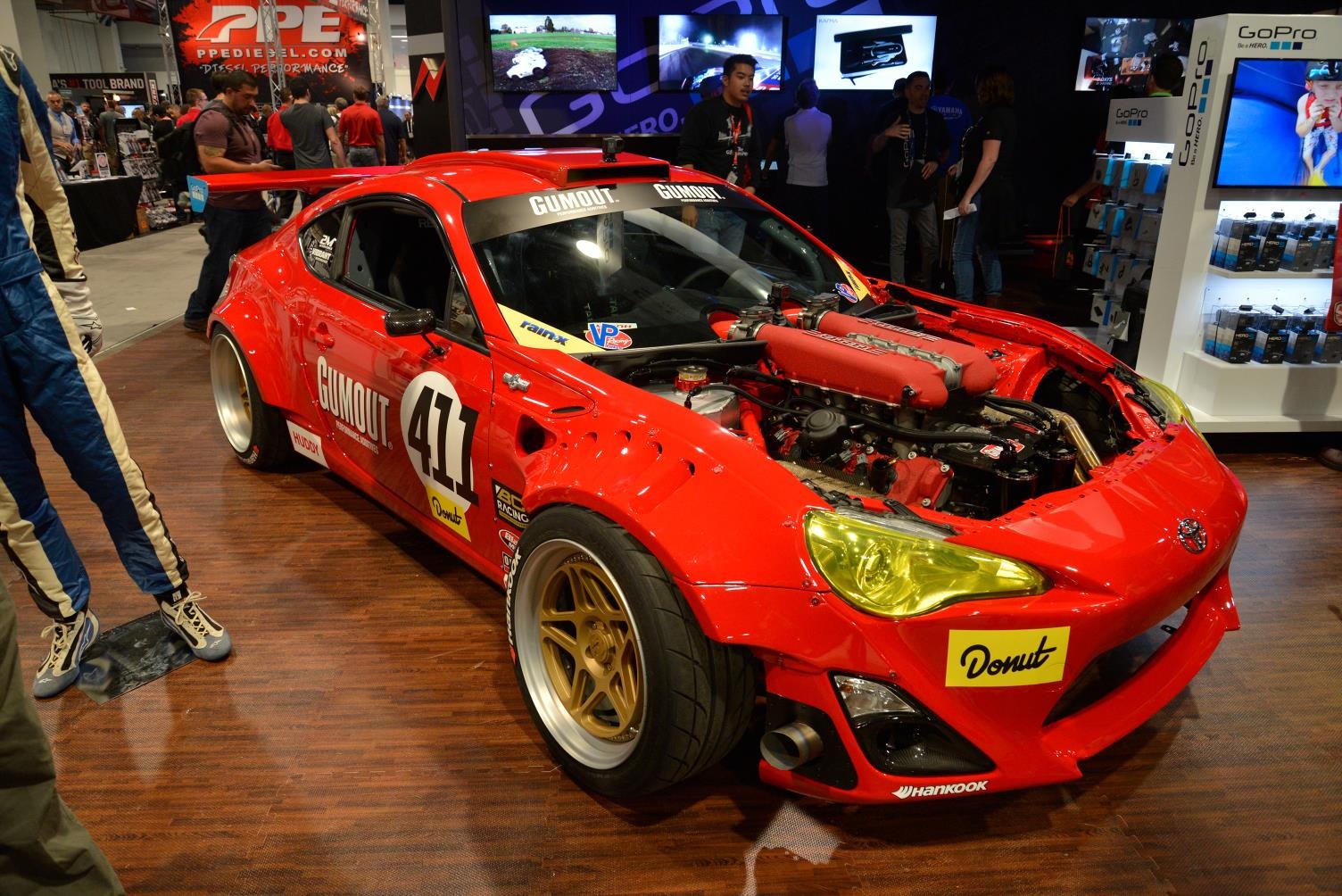SEMAショー16】トヨタ 86 にフェラーリV8エンジン搭載