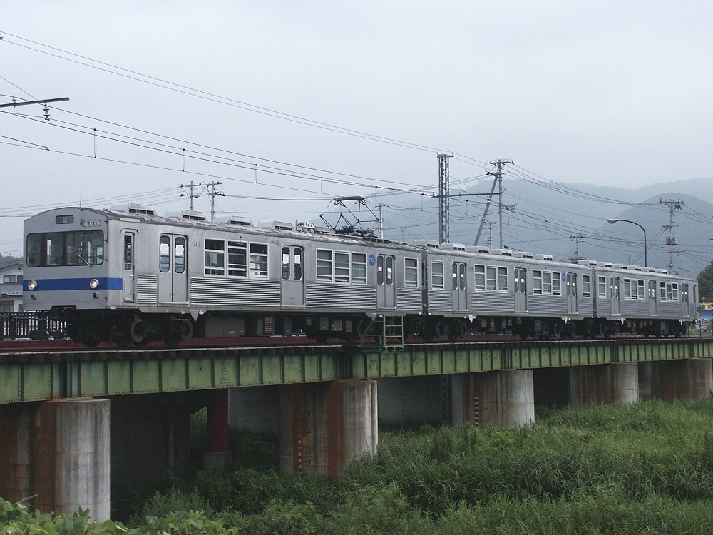 鉄道コレクション 福島交通7000形 Nゲージ化 動力編成/付随編成 合わせて 鉄道コレクション 福島交通7000形 Nゲージ化 動力編成/付随編成