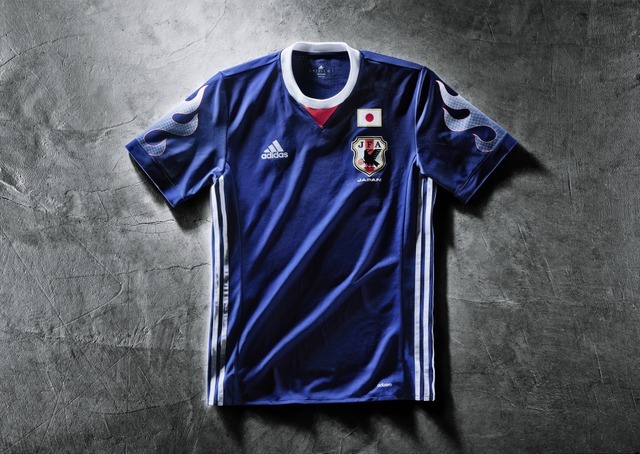 1997年サッカー日本代表ユニフォームを復刻…ワールドカップ初 1997年サッカー日本代表ユニフォームを復刻…ワールドカップ初