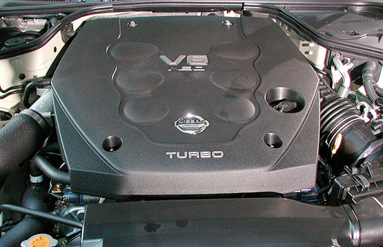 日産『ステージア』発表】日産最強の2.5リットルターボエンジン搭載