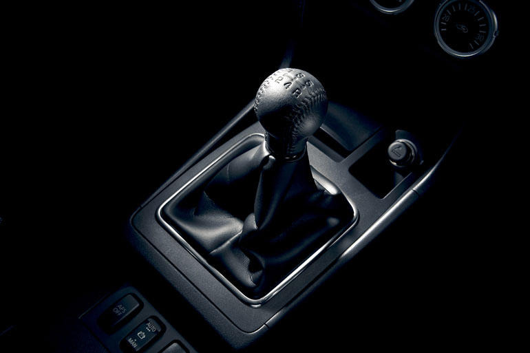 三菱 ランサーエボリューションX 解説】5速マニュアルの理由