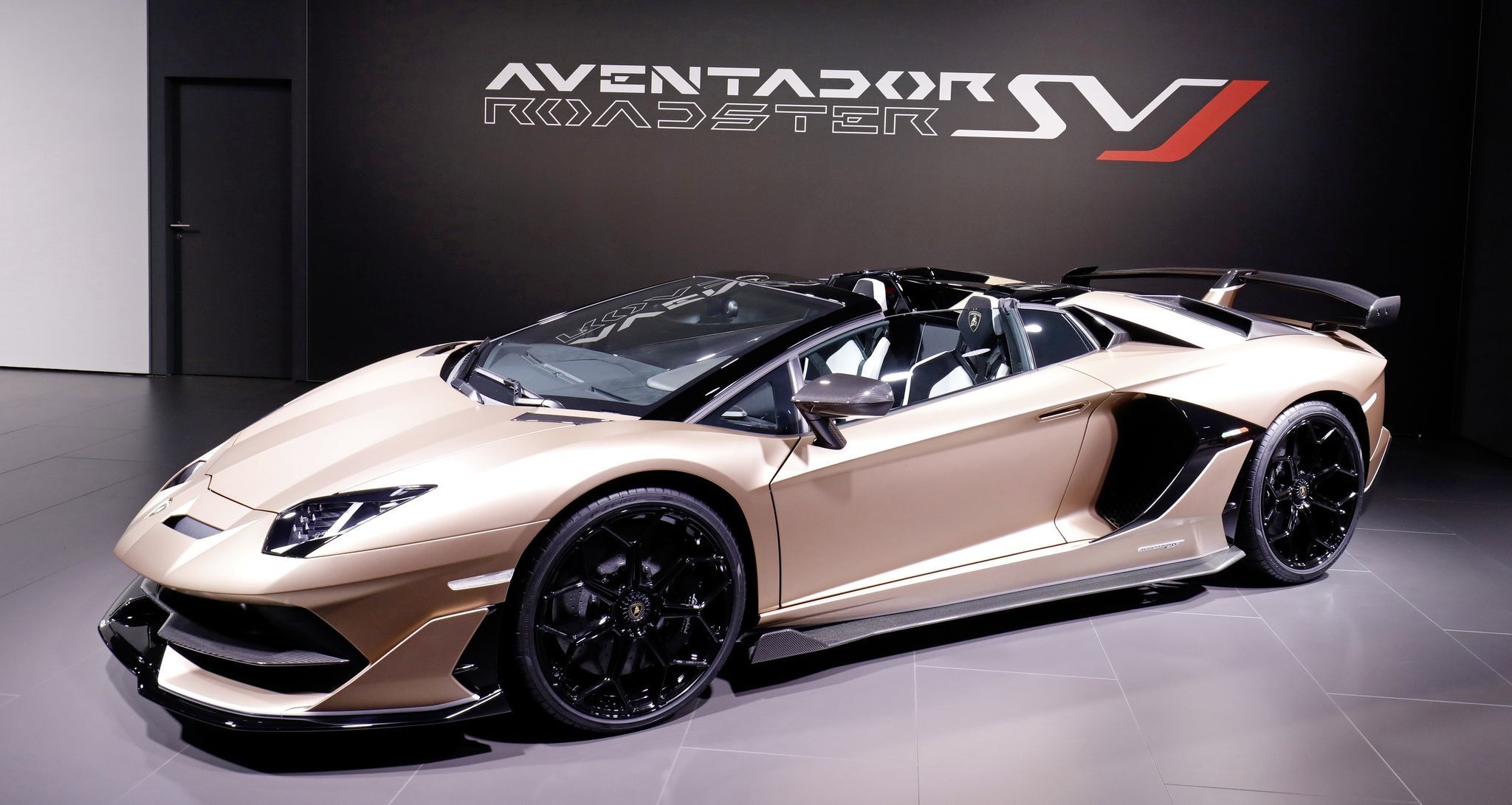 300万ユーロの限定ランボルギーニ「ヴェネーノ」はたった12台の