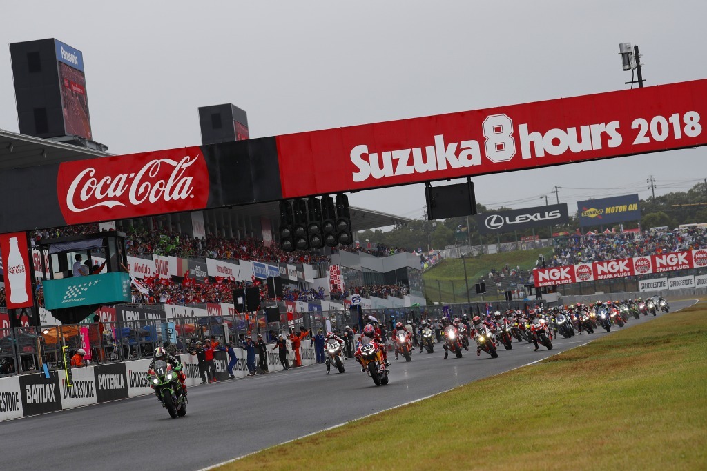 鈴鹿8耐】前売りチケット4月28日発売、大人観戦券1枚につき子ども5人を