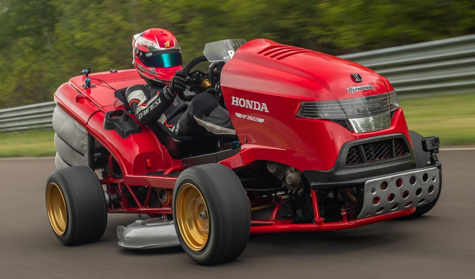 ホンダの芝刈り機、世界最速ギネス新記録…0-160km/h加速6.29秒