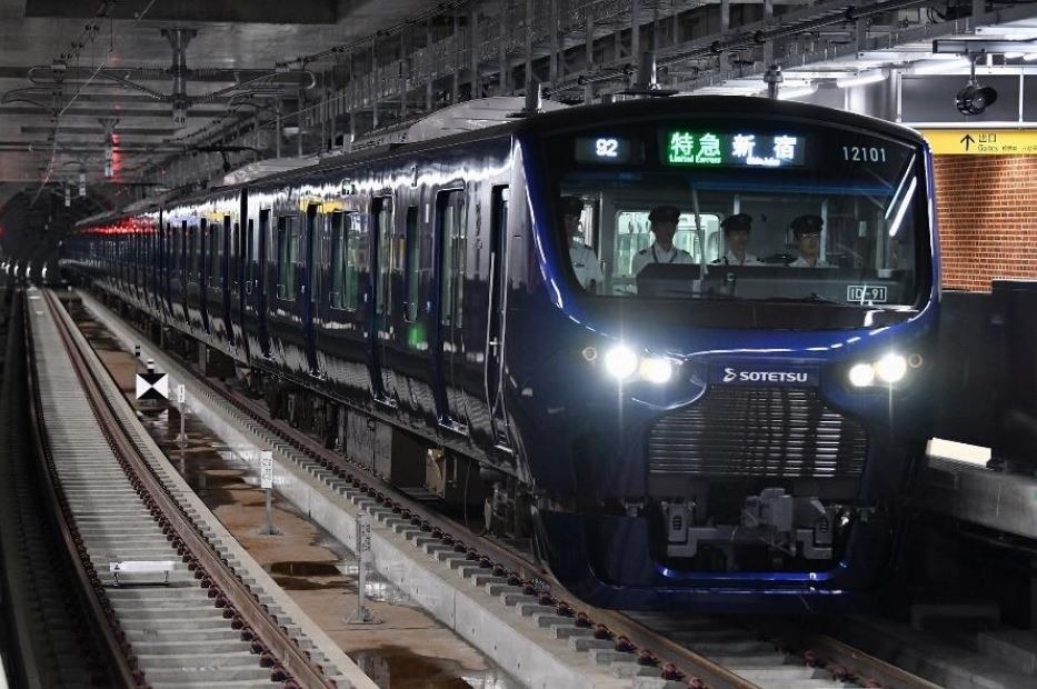 相模鉄道のホームドア：標準タイプ（羽沢横浜国大駅以降） | YCS