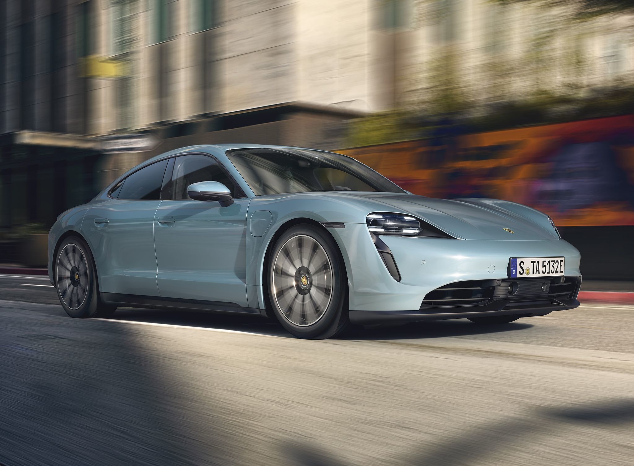 ポルシェ タイカン モデルカー ポルシェ タイカン に「4S」、航続はシリーズ最長の463km