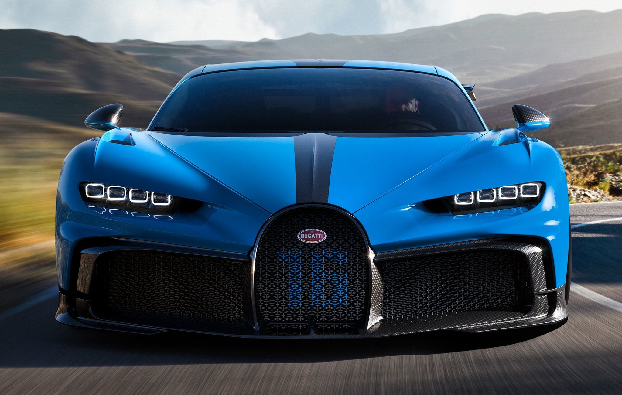 TOPSPEED　ブガッティー　シロン ブガッティ『シロン』、世界最高速記録仕様の最後の1台を納車