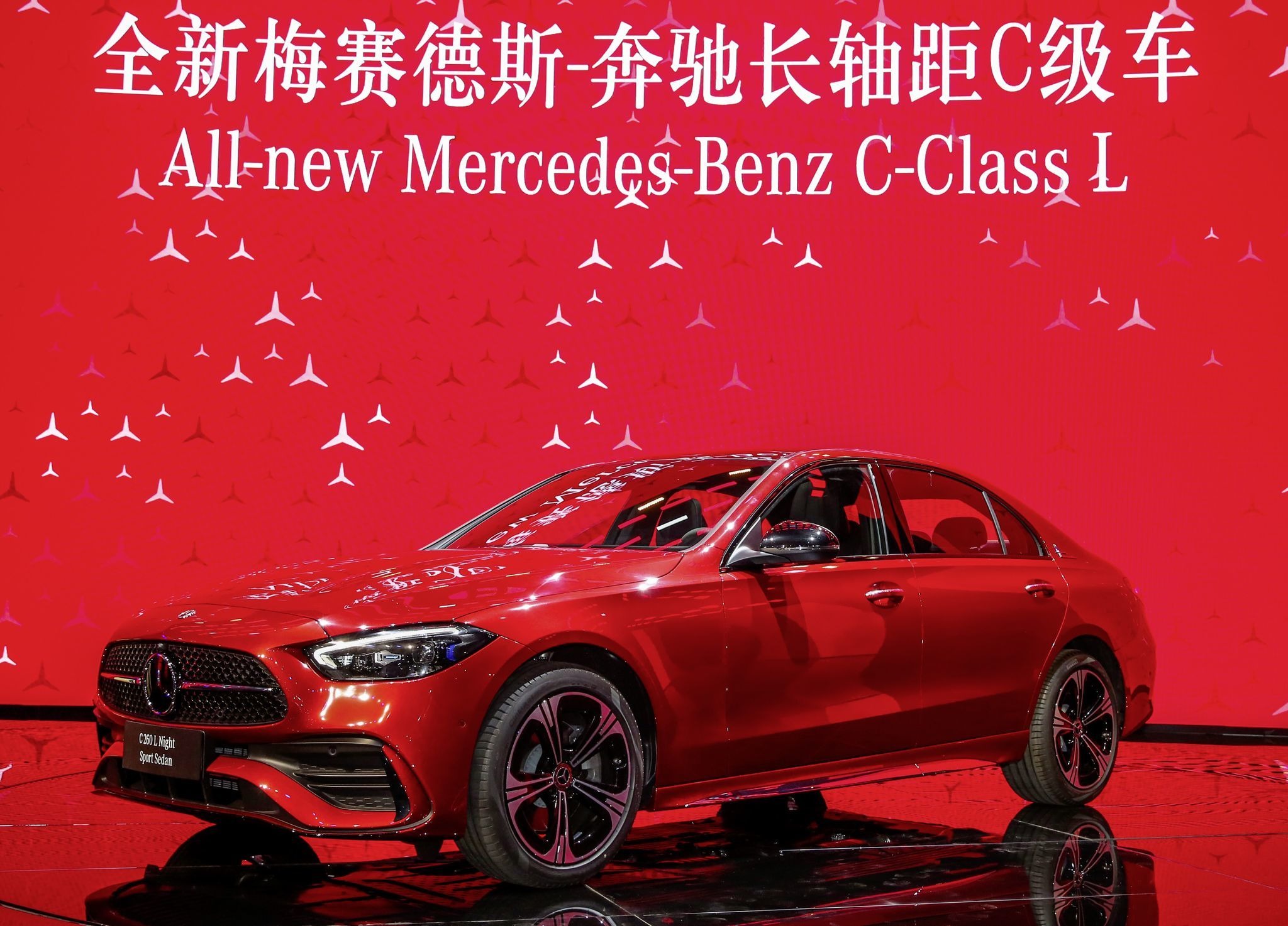 メルセデスベンツ Cクラス 新型、ロングホイールベースを発表 メルセデスベンツ Cクラス 新型、ロングホイールベースを発表