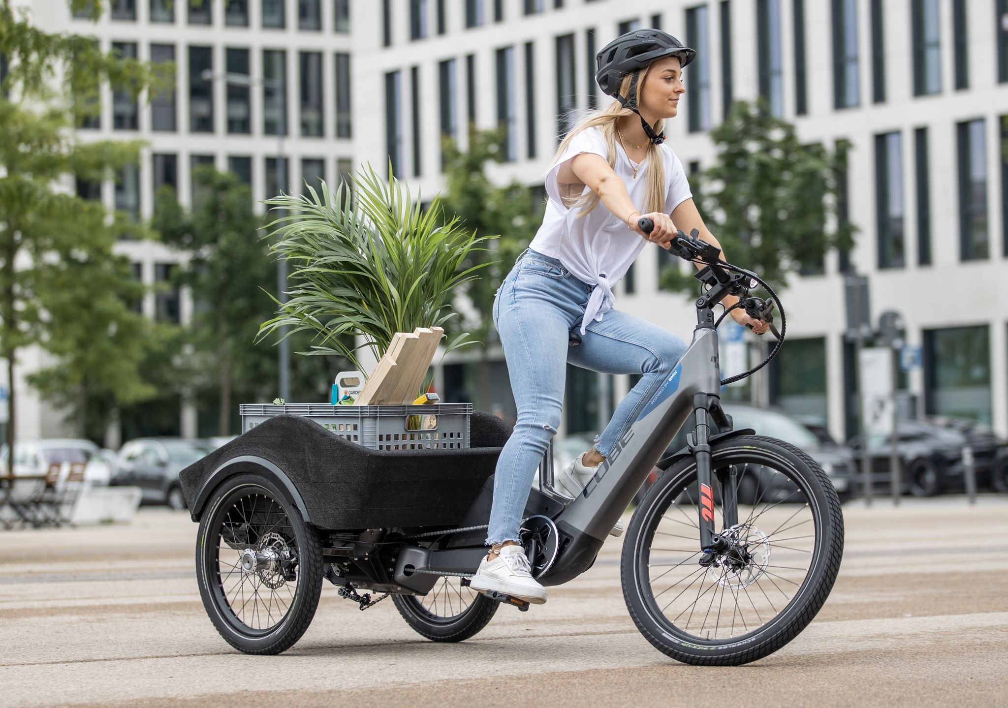 三輪電動アシスト自転車 (パナソニック三輪電動アシスト - 三輪車) 三輪電動アシスト自転車 (パナソニック三輪電動アシスト - 三輪車)