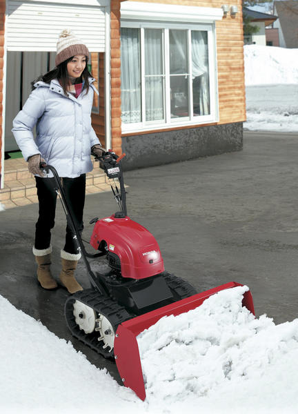 ホンダ、小型・軽量の除雪機 ユキオスSB800 発売 | レスポンス ホンダ、小型・軽量の除雪機 ユキオスSB800 発売 | レスポンス