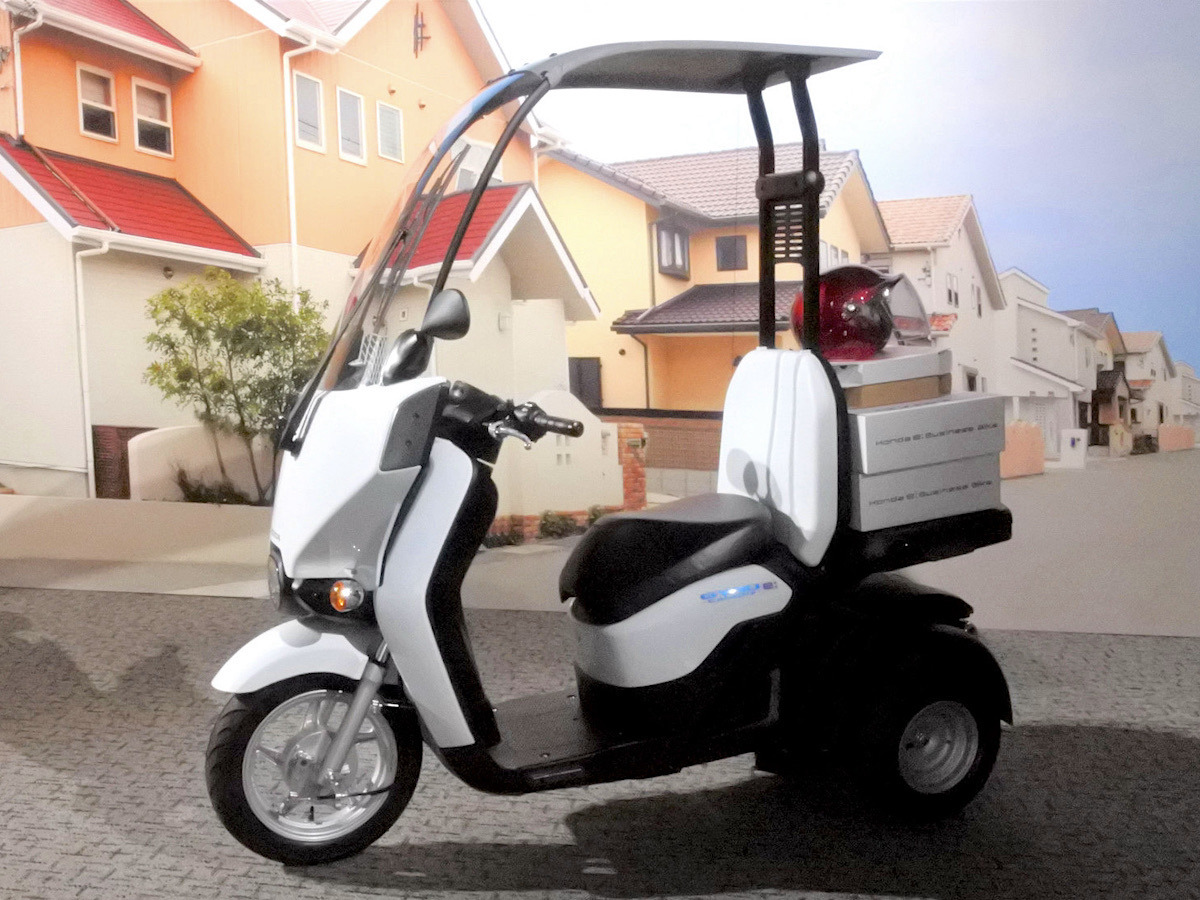 ホンダ、屋根付きビジネス用電動三輪スクーターを発売 | NEXT
