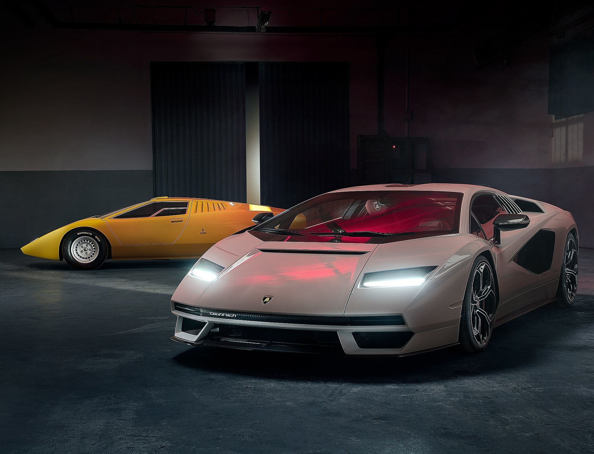 ランボルギーニカウンタック 復活のランボルギーニ『カウンタック』、限定112台が完売…オリジナルを