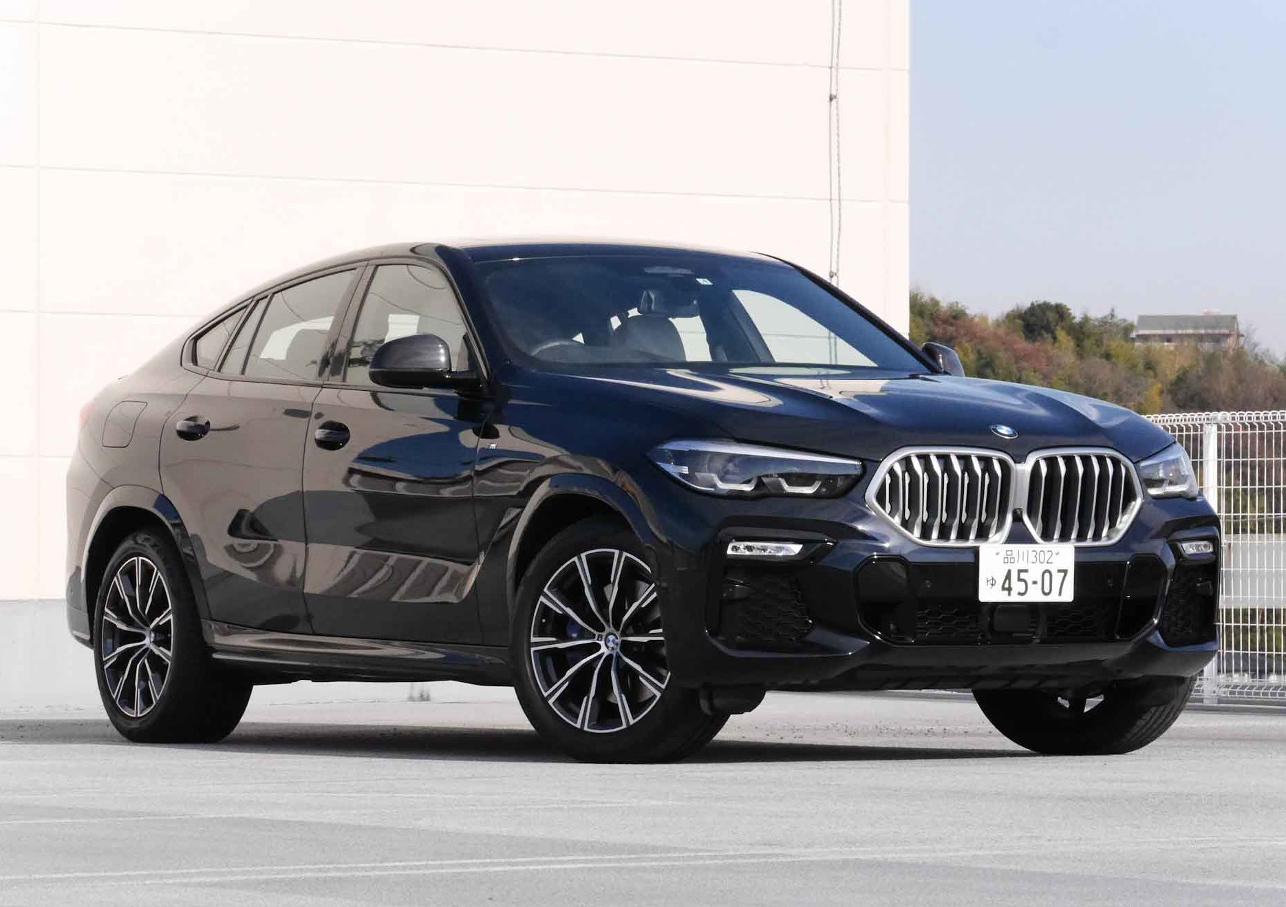BMW X6 M (4WD/6AT)【試乗記】 プレミアムSUVの頂点 - webCG