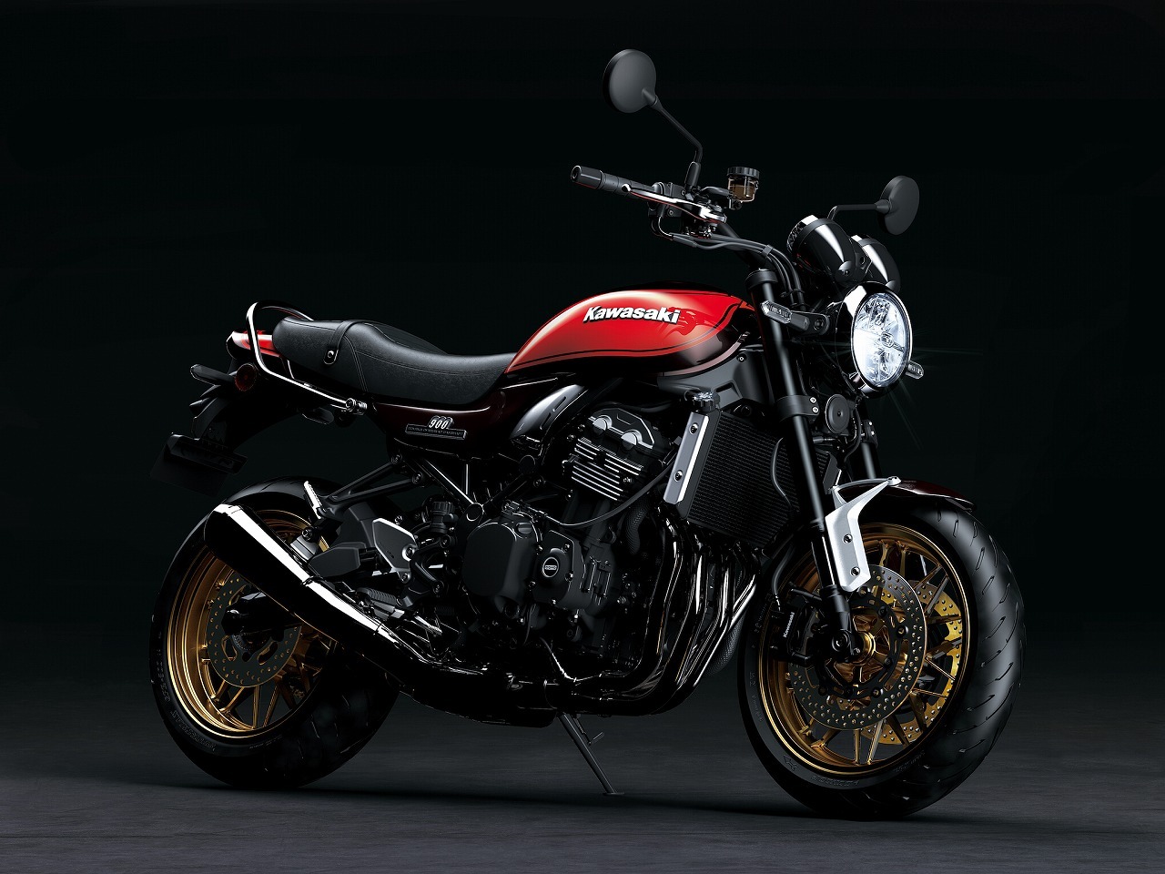 2022年式カワサキZ900RS ガソリンタンク50周年カラー