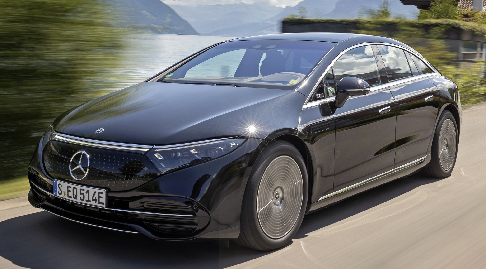 メルセデスベンツ電動車世界販売が過去最高、EVは90％増 2021年
