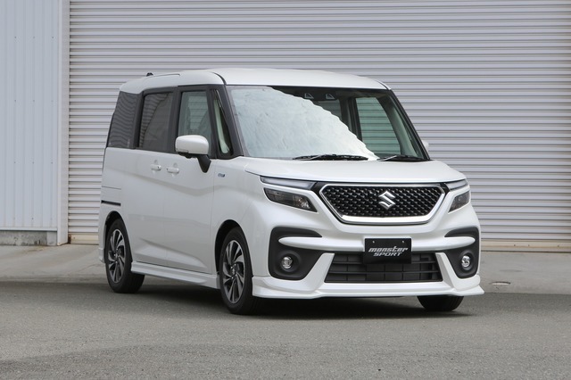 ソリオ（MA27S）/ソリオバンディット（MA37S） バックドアガーニッシュ 