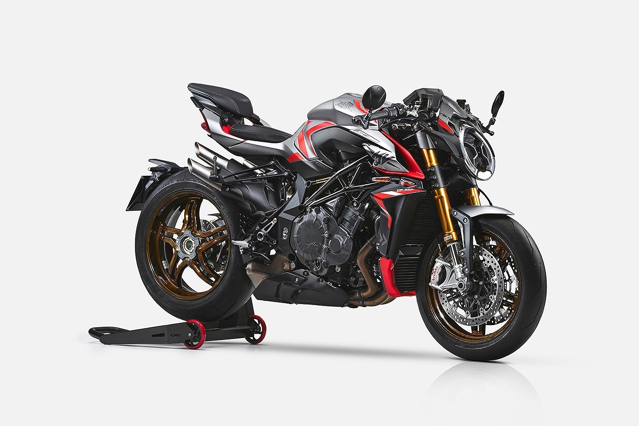 MVアグスタ、最新ネイキッド『ブルターレ1000ニュルブルクリンク