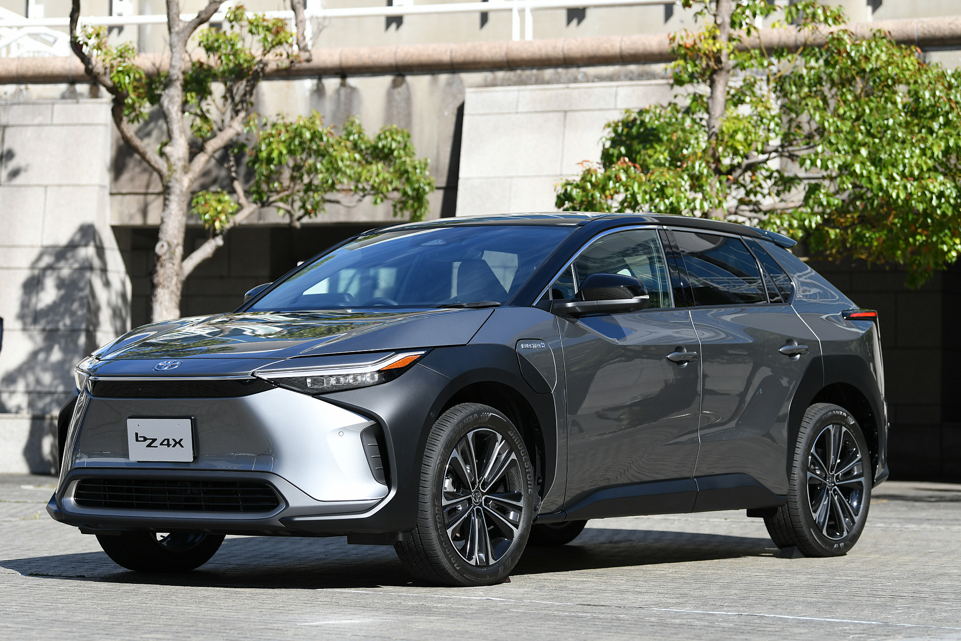 新車外し｜ブリヂストンTURANZA EL450 235/50R19 4本セット 2023