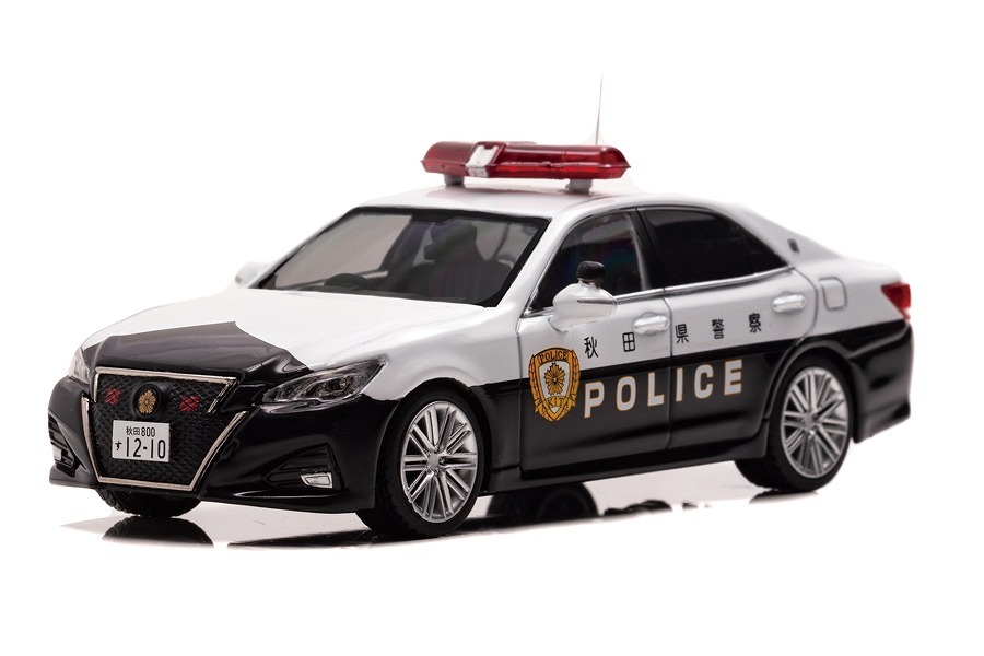 クラウンパトカー ツートンカラー こりゃカッコいい!! クラウンセダンの新型パトカー配備完了