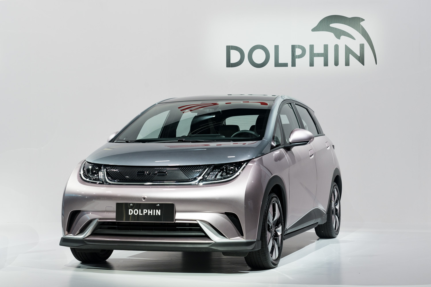 航続471km、コンパクトEV『DOLPHIN』…BYD、日本の乗用EV市場に