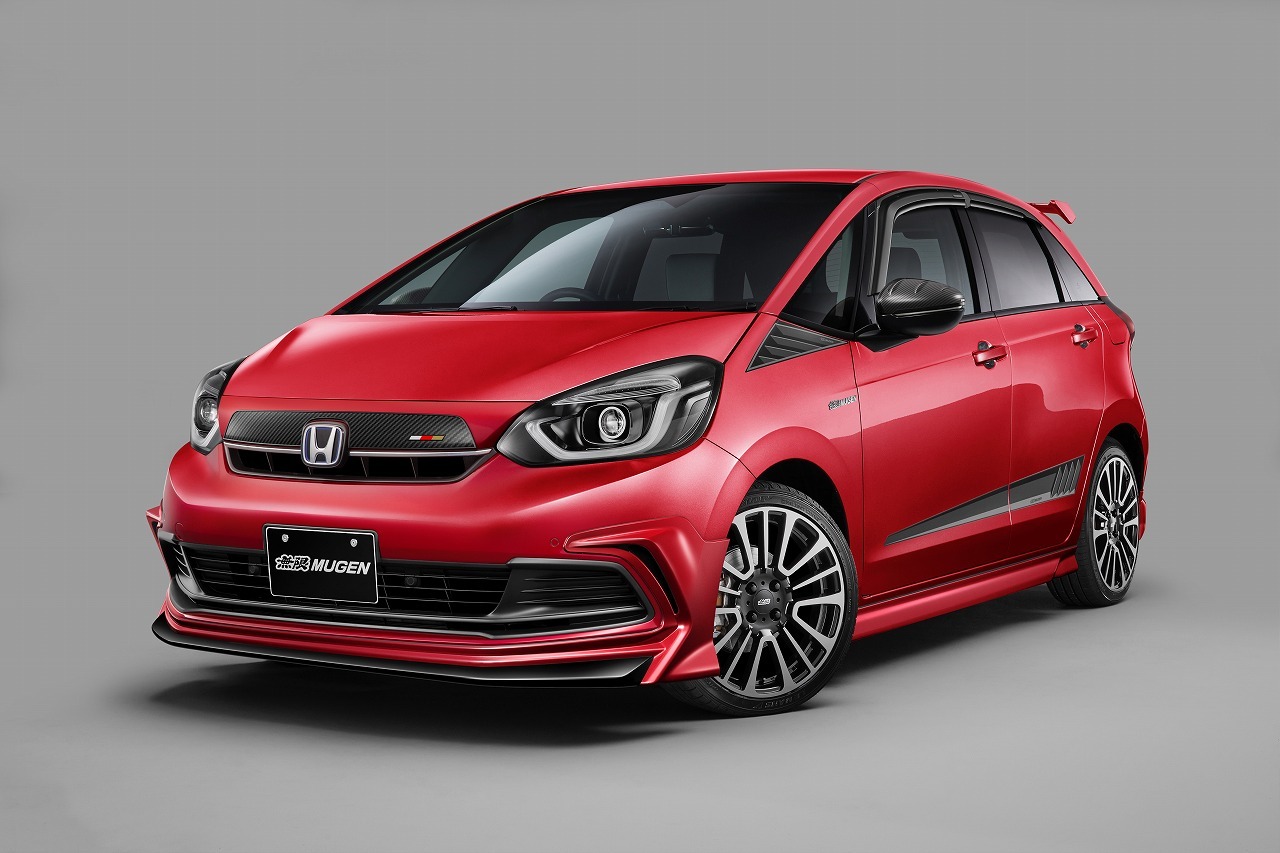 ホンダ フィット 改良新型】無限エアロパーツなど発売 ホンダ フィット 改良新型】無限エアロパーツなど発売