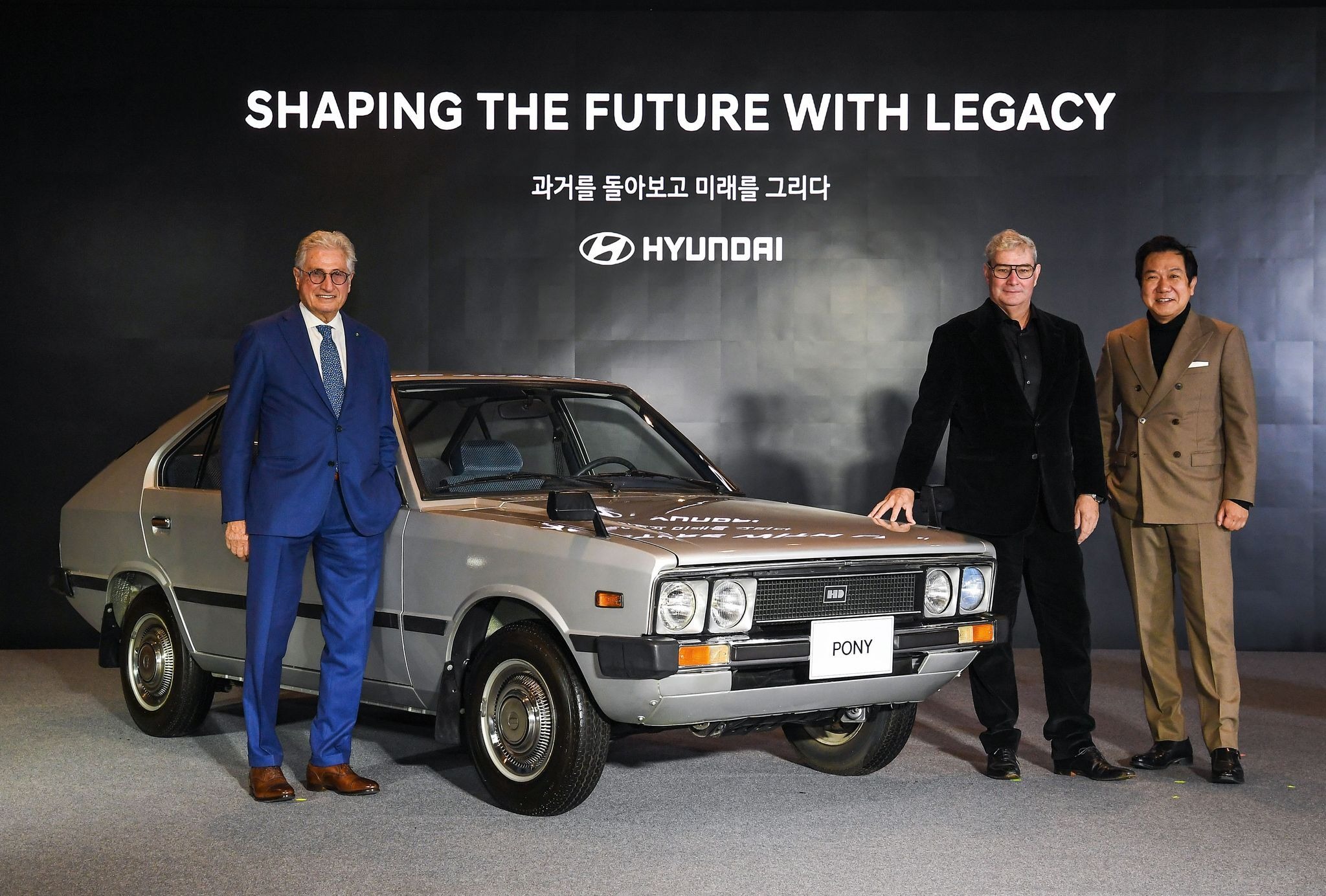 ヒョンデ、ジウジアーロに幻のコンセプトカーの再現を依頼…2023 ヒョンデ、ジウジアーロに幻のコンセプトカーの再現を依頼…2023