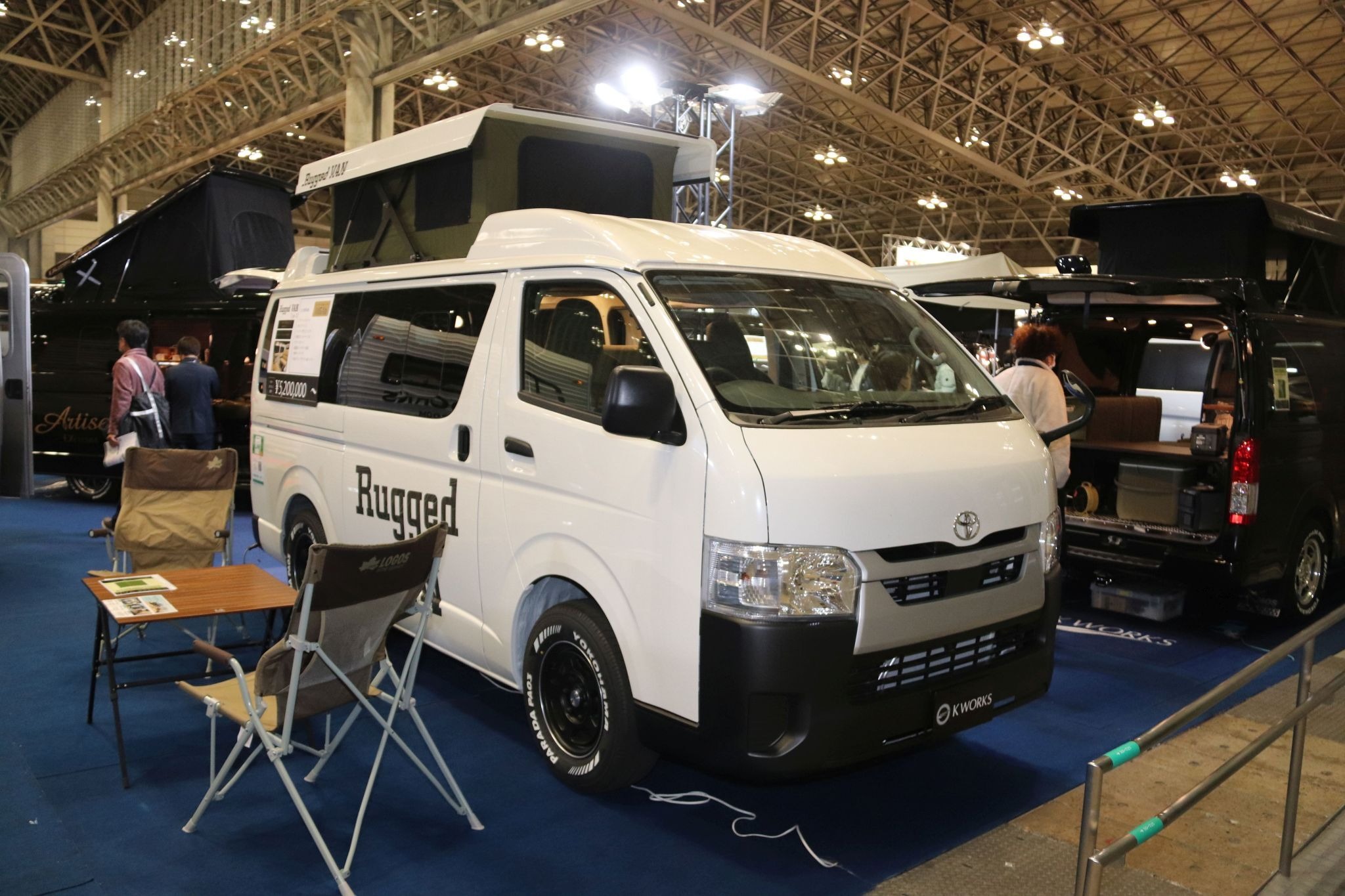 ケイ　ハイエース ワイルドルックな 男前フェイス😎 【RUGGED-X