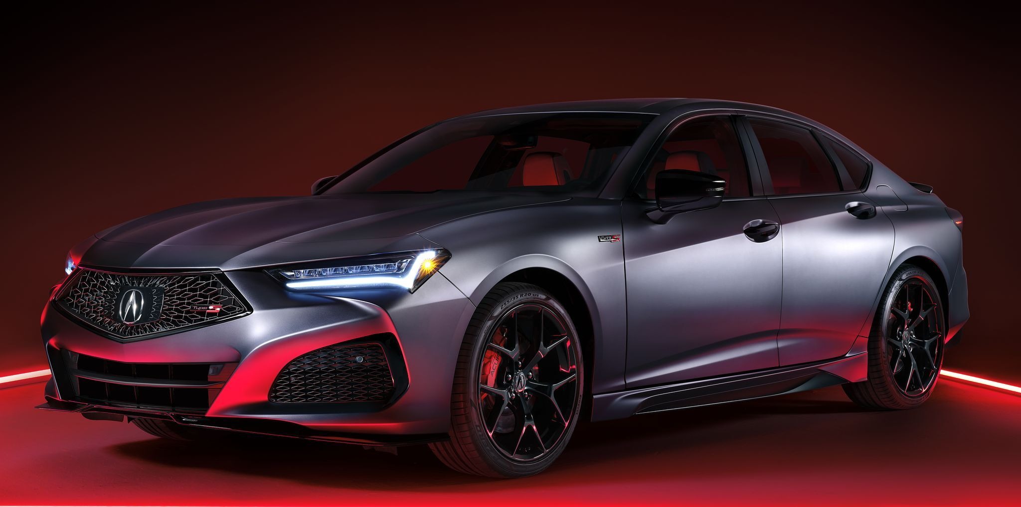 NSX と同じマットグレーで塗装、アキュラのスポーツセダン『TLX』…米国