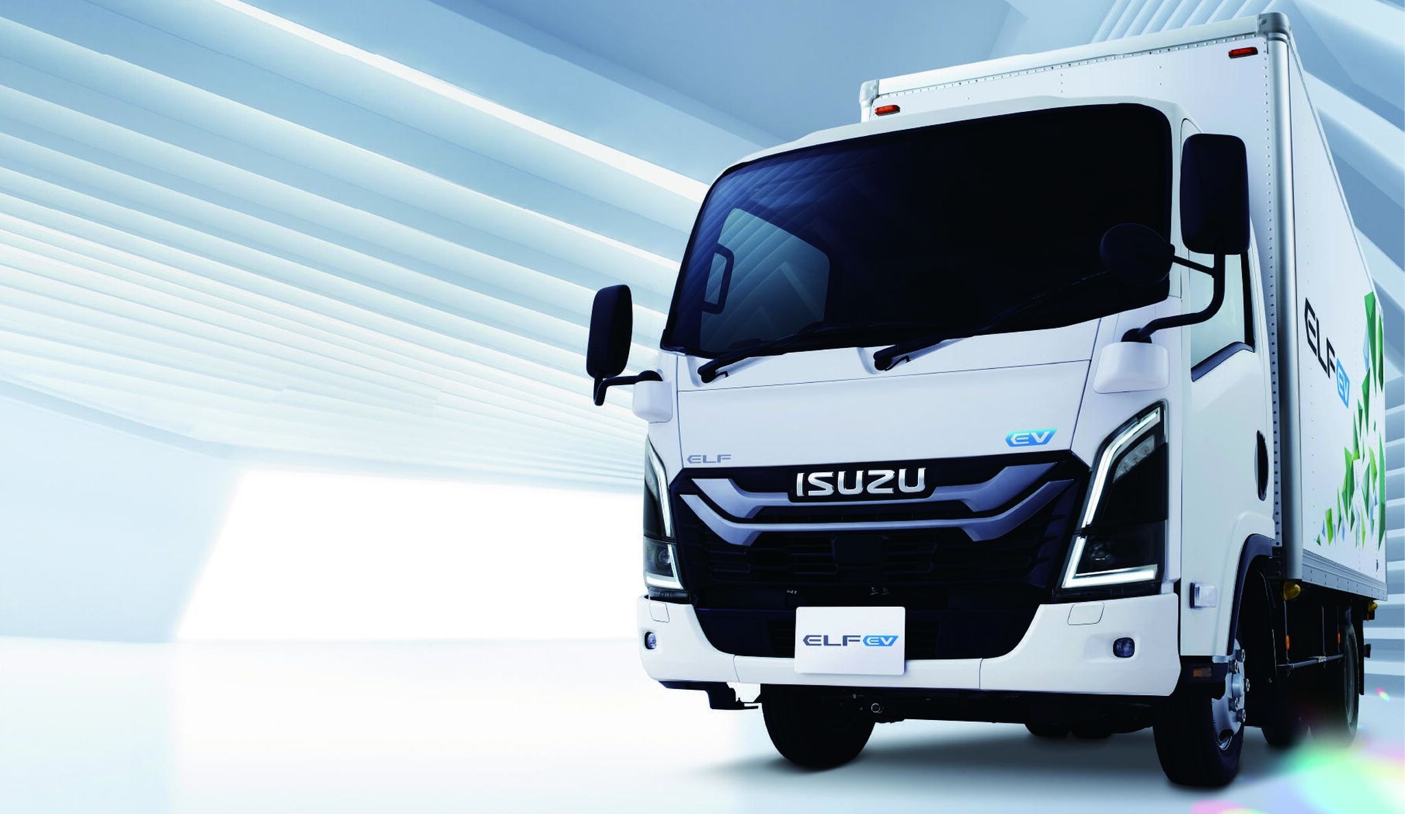 ZF、新型電動パワートレイン量産開始…いすゞ『エルフEV』に搭載