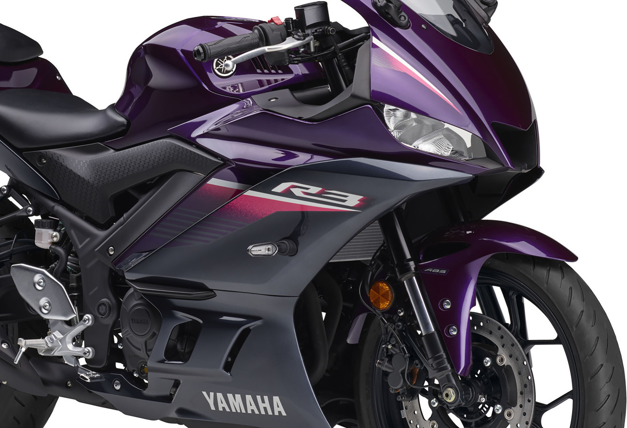 インパクト大の「パープル」登場！ヤマハ『YZF-R3』2023年モデル