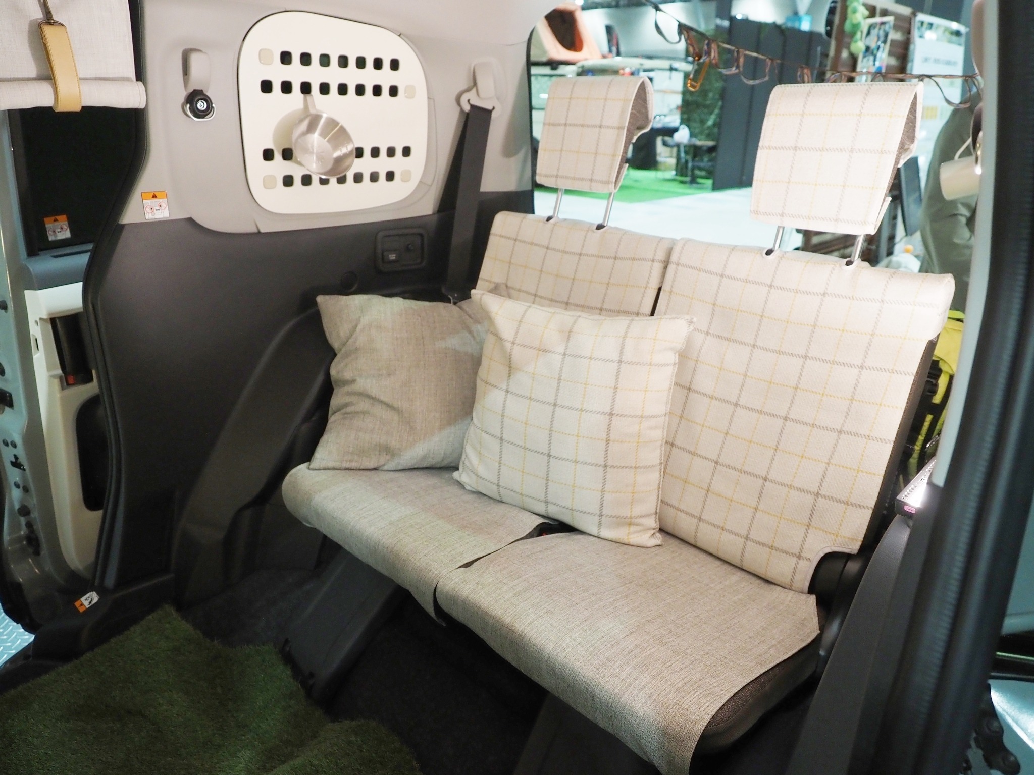 シエンタ 80系 シートフラットマット 1列目 2列目 3列目 セット 車中泊 キャンプ 段差解消 フラットクッション 防水 シエンタ 80系 シートフラットマット 1列目 2列目 3列目 セット