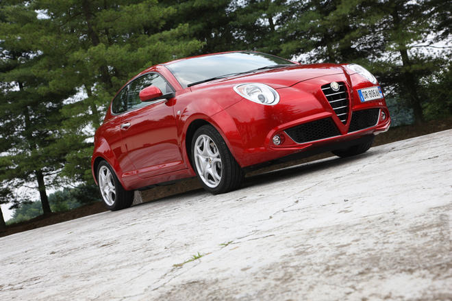 アルファロメオ MiTo 試乗】アバルト グランデプントとどっちを選ぶ