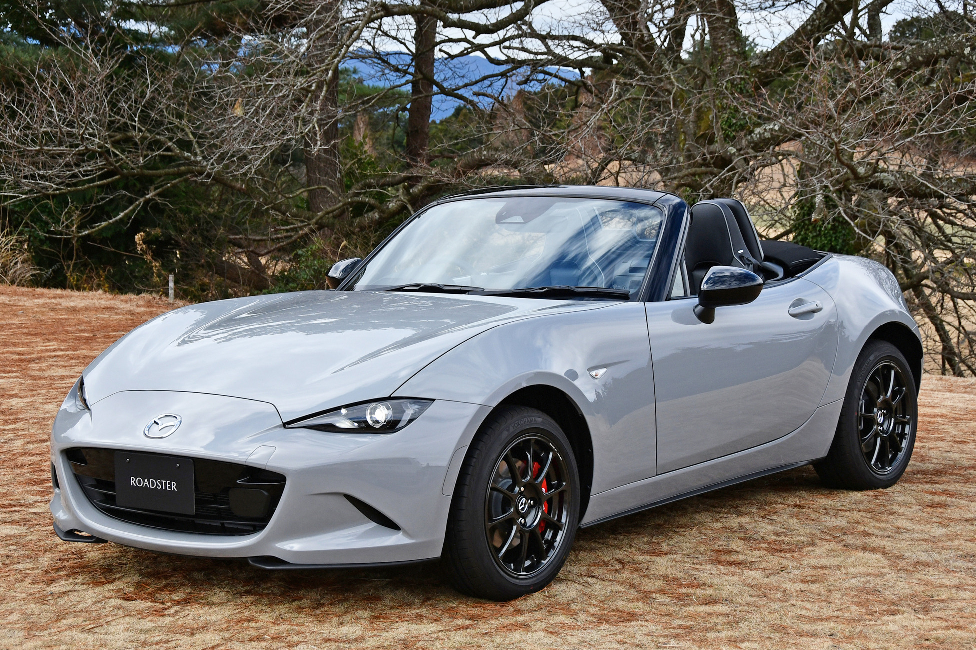 暮らしに便利なアイテム マツダ ロードスターRS 新型試乗】新旧比較で実感した「アシンメ ミニカー