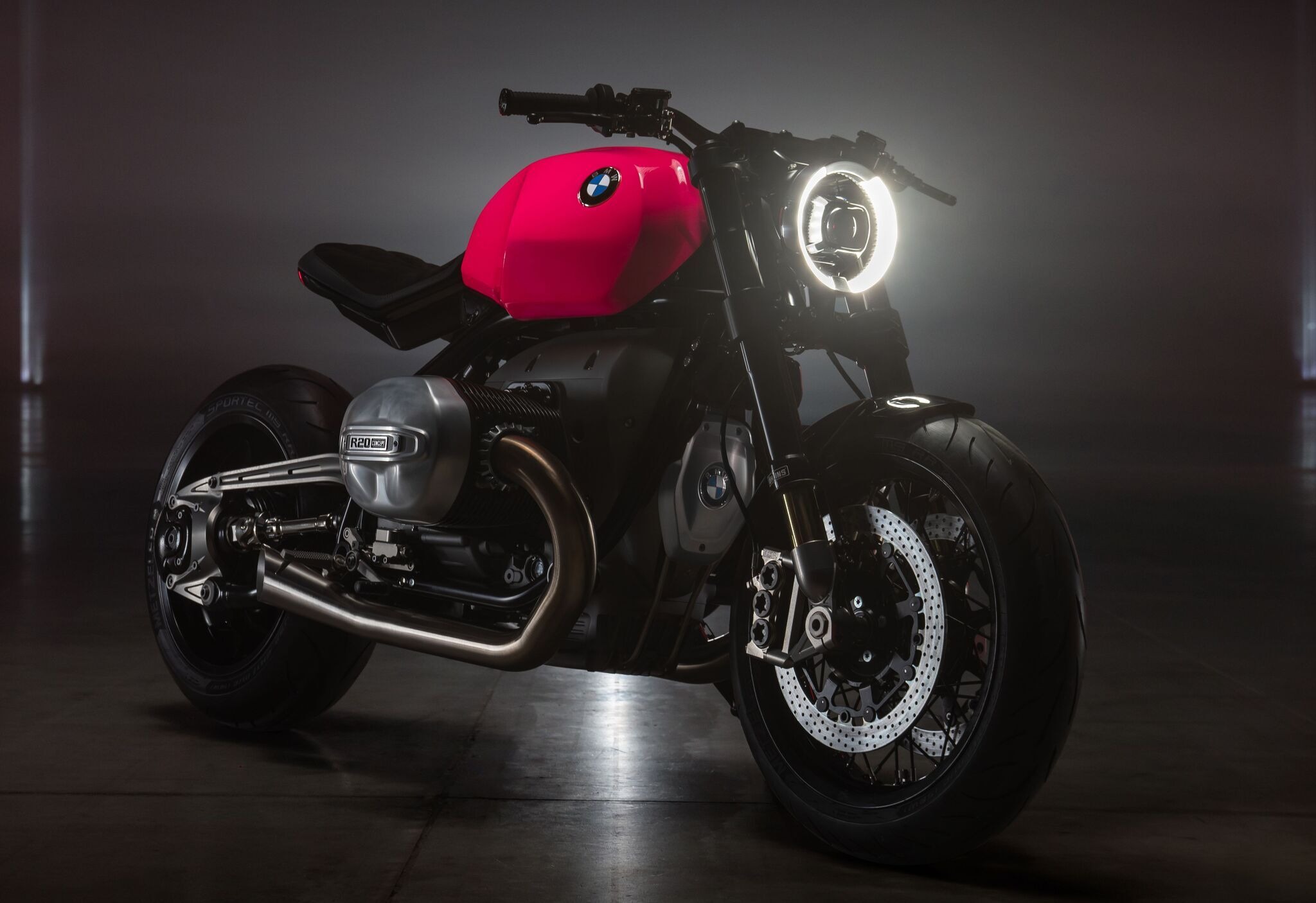 BMW『R20コンセプト』、2000ccの空油冷ボクサーエンジン［詳細