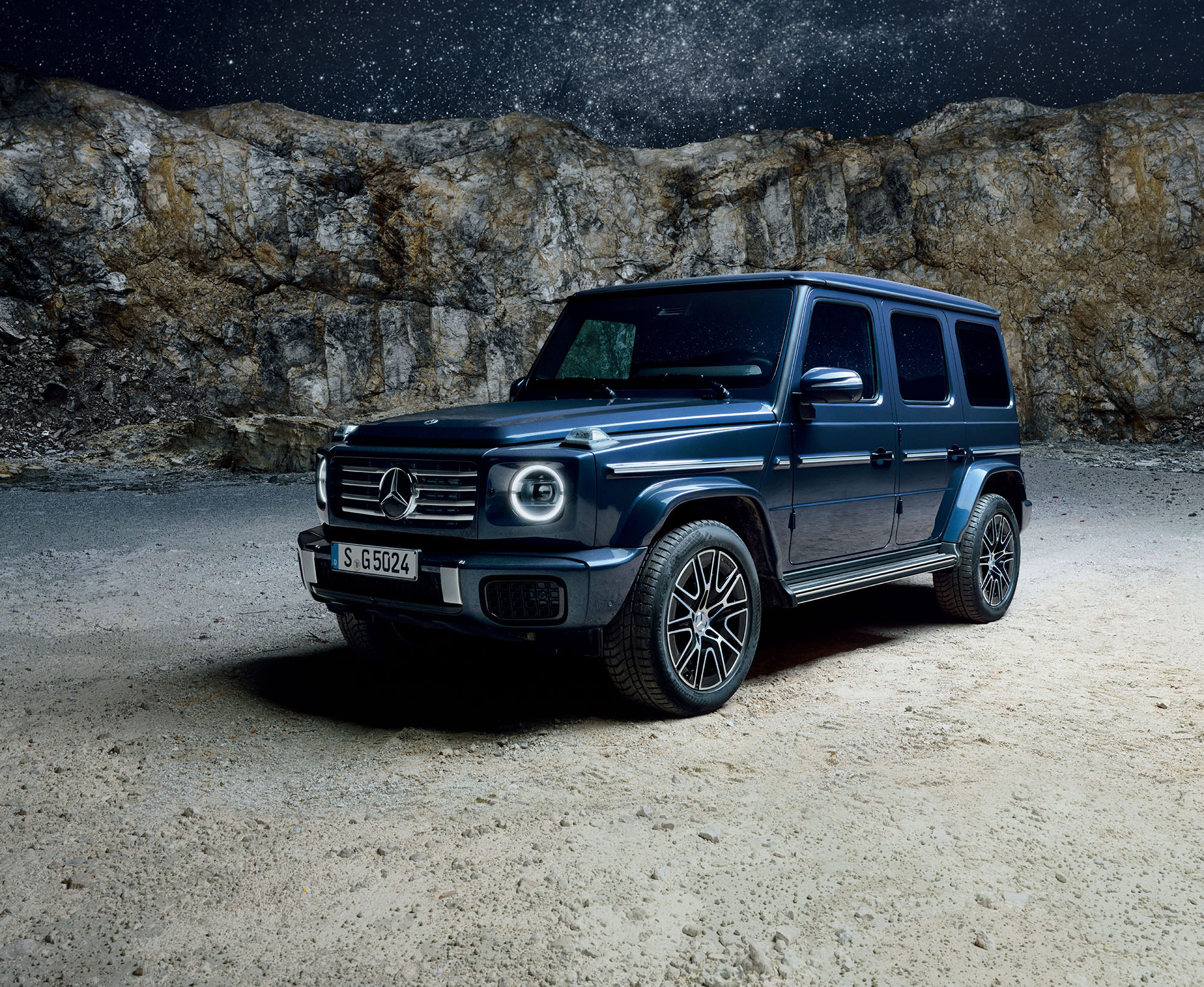 世界限定1台の特別なGクラス「AMG G 63 PALACE Edition」の