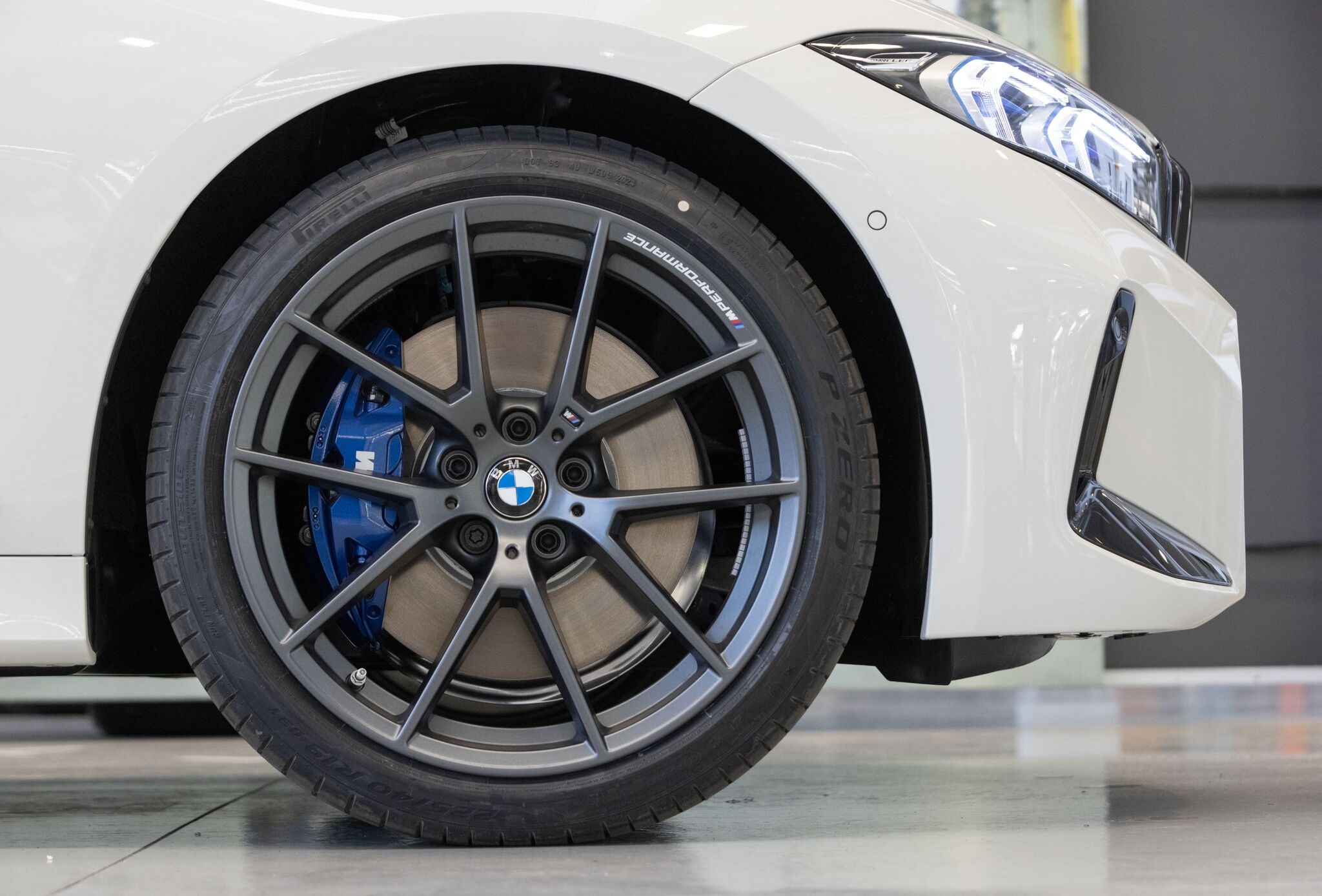 【限定品】日本未発売　BMW MOTORS sport チーム　ノベルティ 熊 100台限定のBMW『3シリーズ』、Mパフォーマンスパーツ奢った
