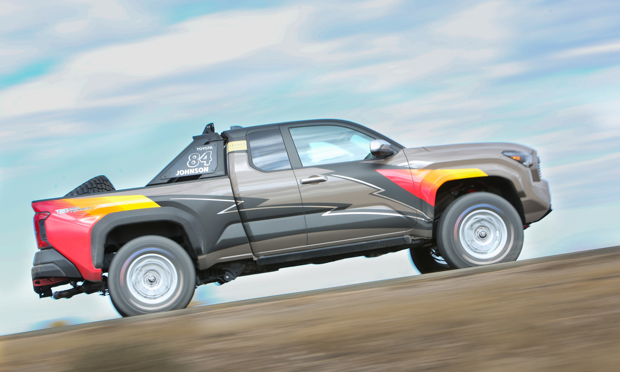 Amazon.co.jp: LUMIMAN トヨタ TRD 4x4 オフロード デカール