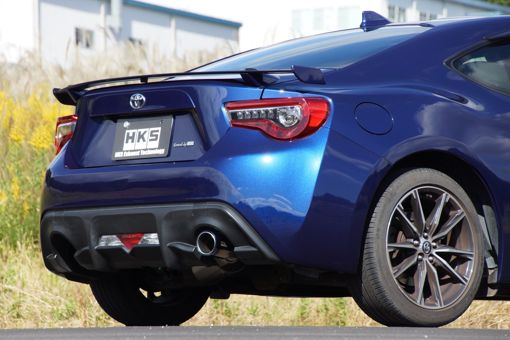 ステンレスマフラー最軽量!『86/BRZ』専用「HKSハイパワーSPEC ステンレスマフラー最軽量!『86/BRZ』専用「HKSハイパワーSPEC