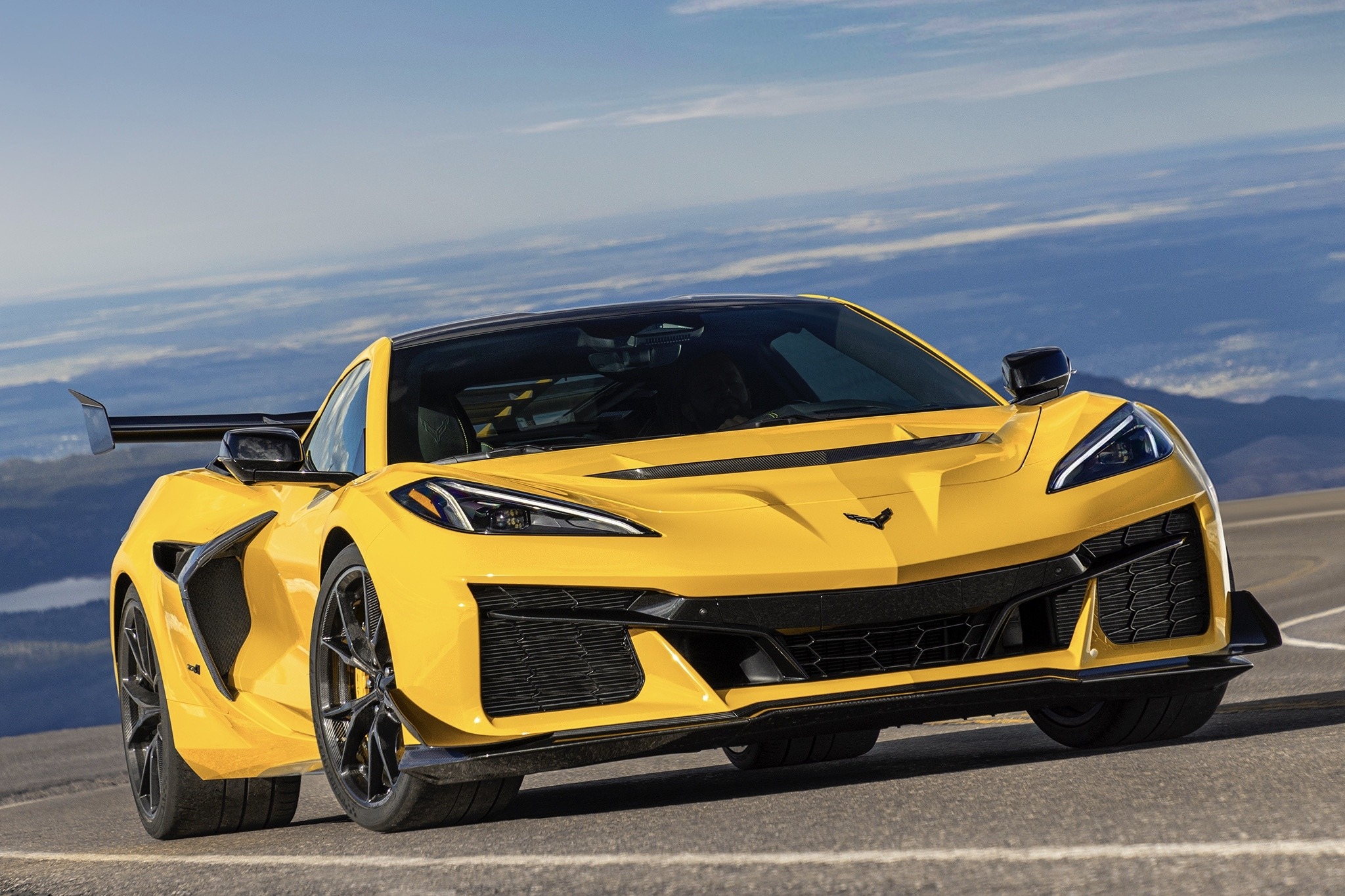コルベット』史上最強、1064馬力の「ZR1」は約2700万円から