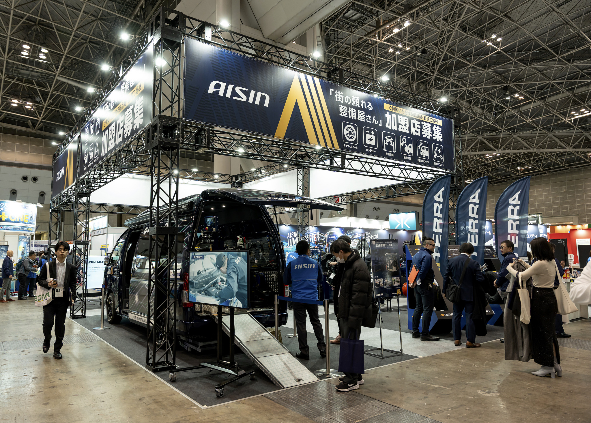 アイシンは業界の垣根を超えたアフターパーツサプライヤーに